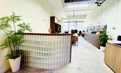 Woods Square (D25), Office #625405271
